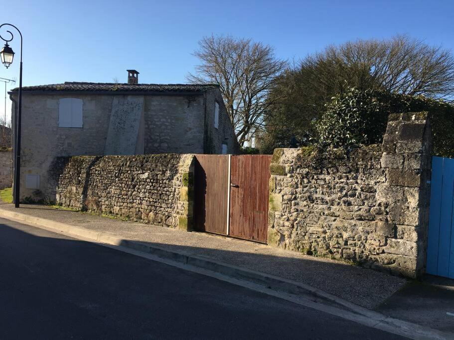 Maison De Village Et Jardin , A Mornac Sur Seudre Екстериор снимка